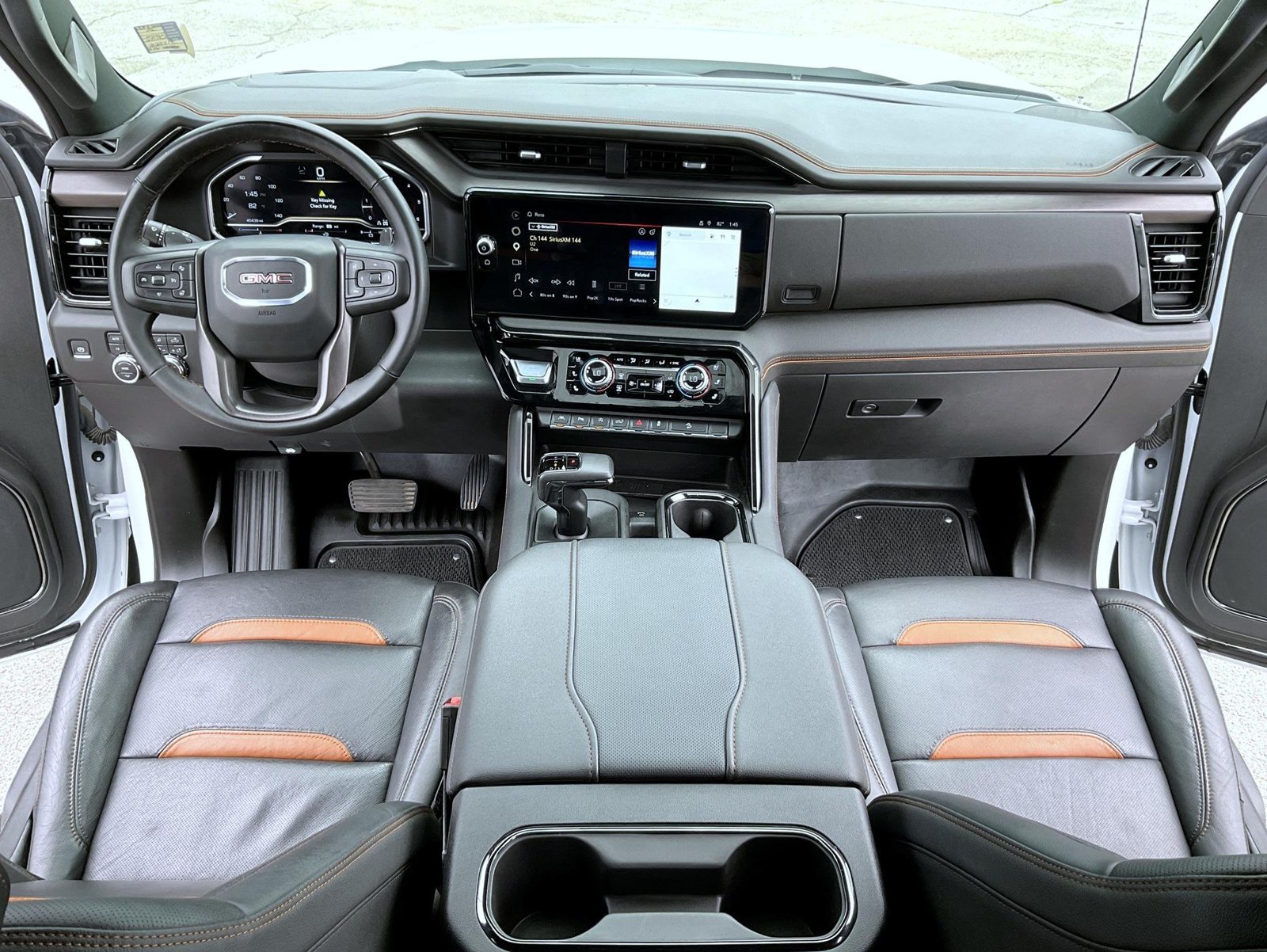 Certified 2025 GMC Sierra 1500 AT4 w/ AT4 Premium Package AWD/4WD image 12