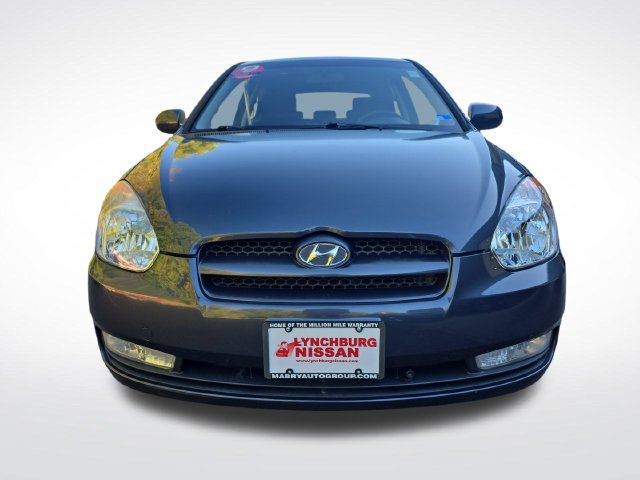 Used 2010 Hyundai Accent SE FWD image 9