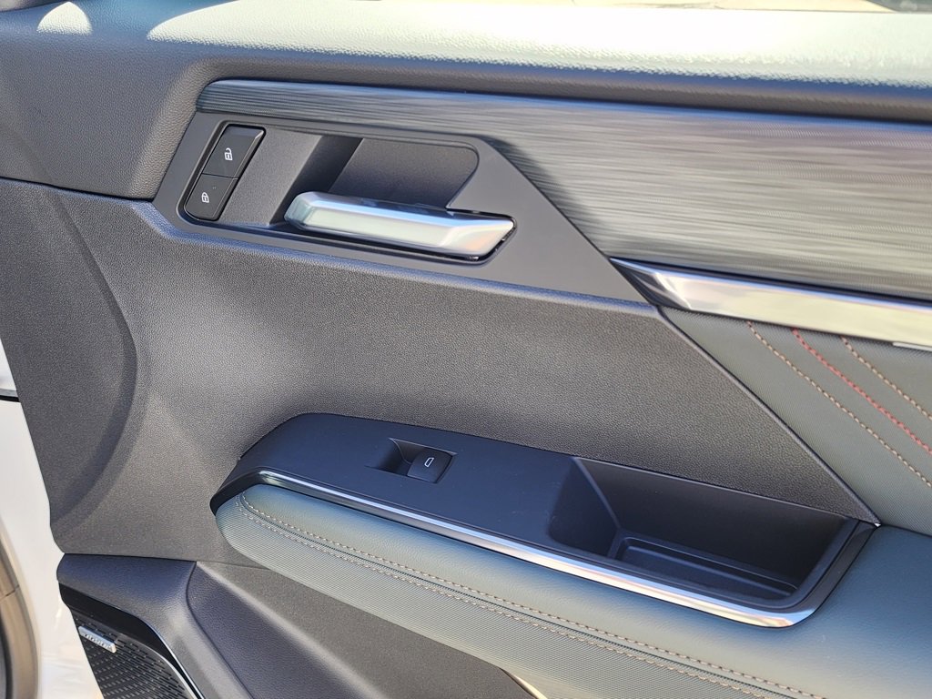 New 2026 GMC Acadia AT4 w/ Super Cruise Package image 40