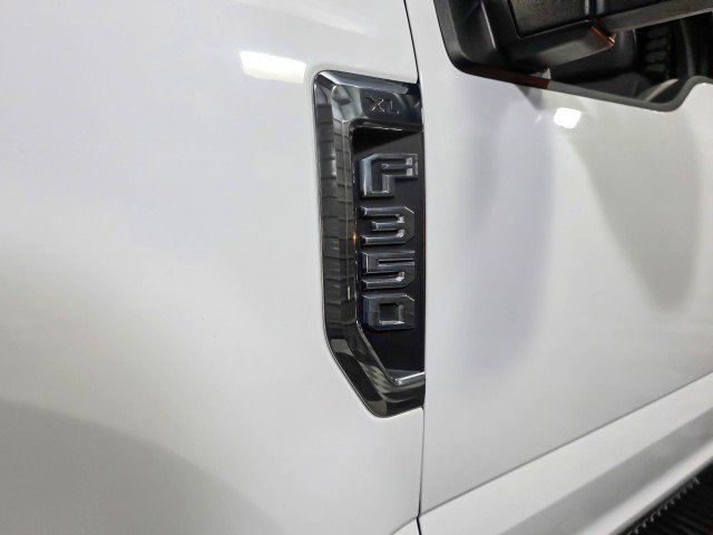 Used 2021 Ford F350 XL w/ Power Equipment Group image 33