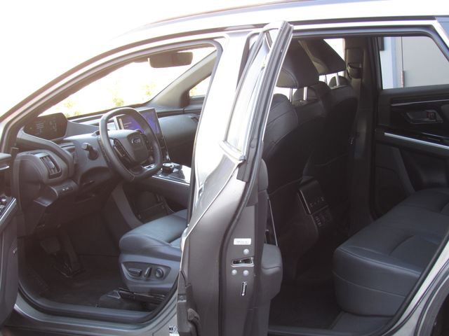 Used 2024 Subaru Solterra AWD/4WD image 15