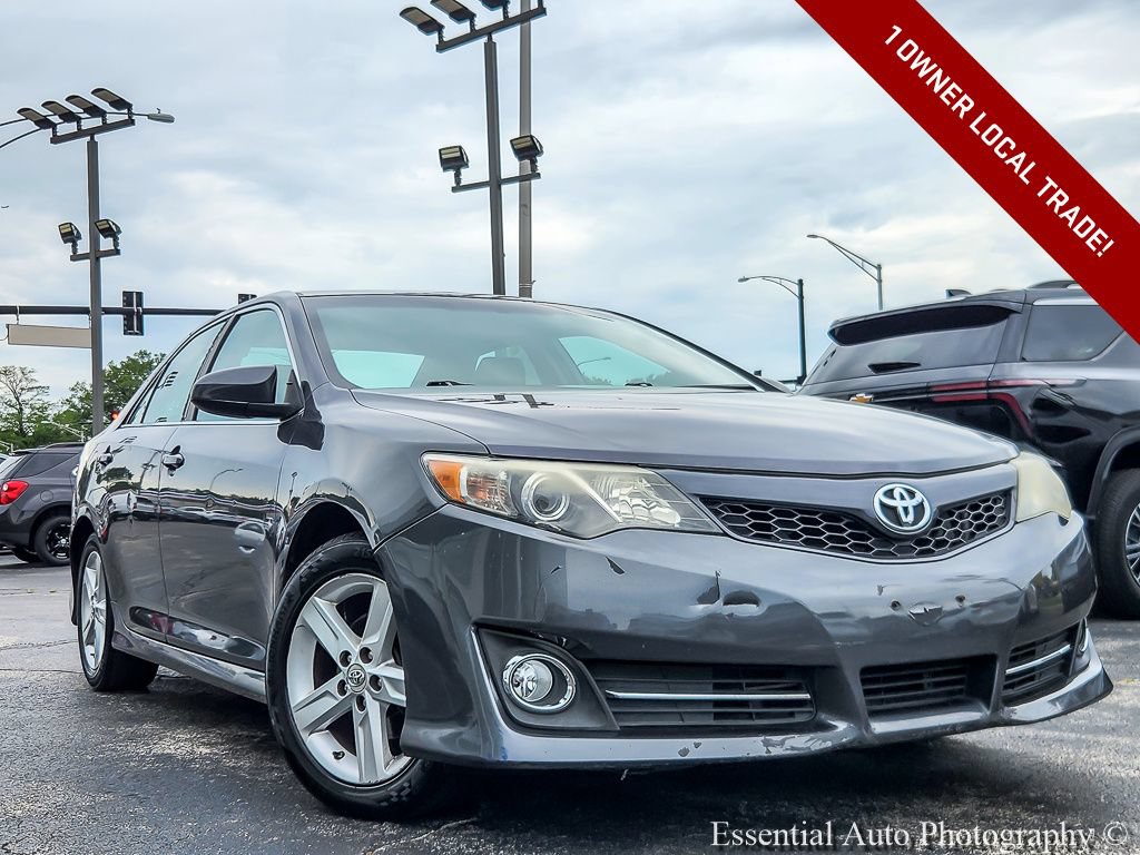 Used 2012 Toyota Camry SE w/ Convenience Pkg FWD image 1