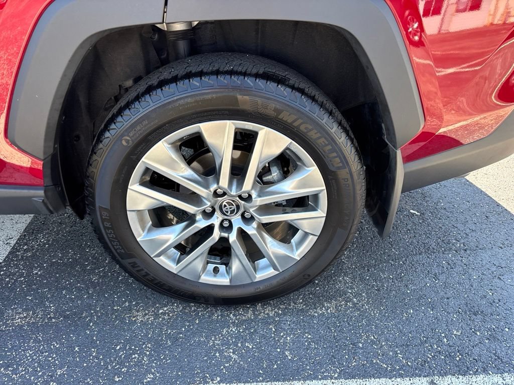Used 2025 Toyota RAV4 Limited w/ Weather Package AWD/4WD image 11