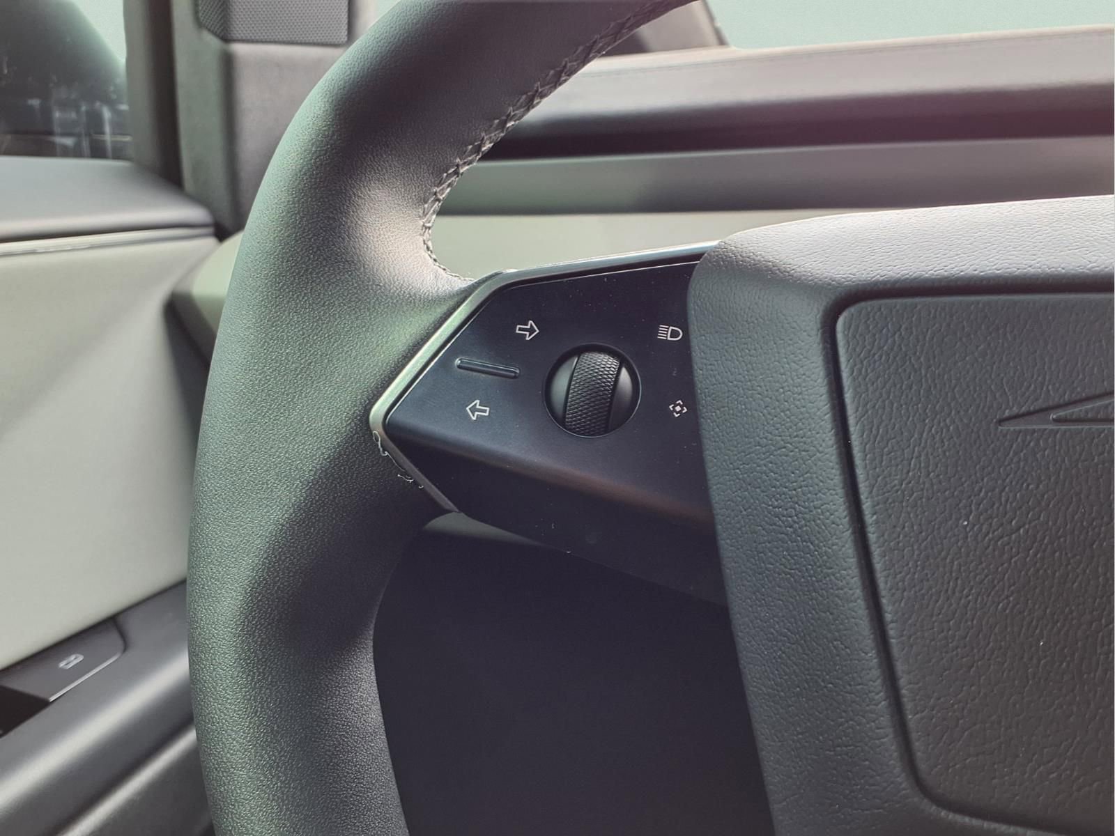 Used 2024 Tesla Cybertruck Cyberbeast image 21