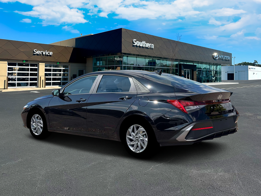 New 2026 Hyundai Elantra Hybrid FWD image 4