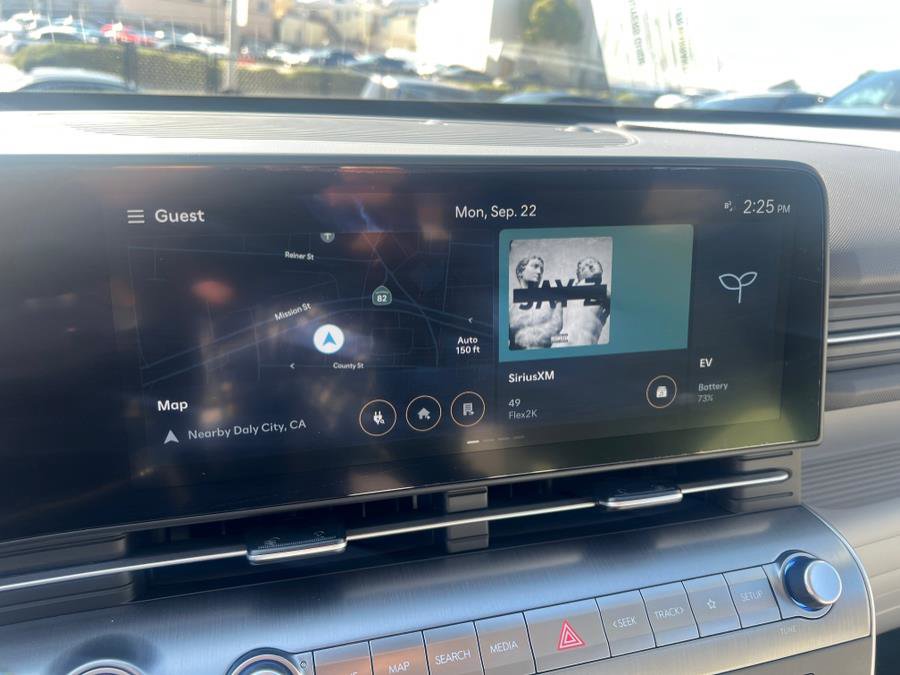 Used 2024 Hyundai Kona SE image 23