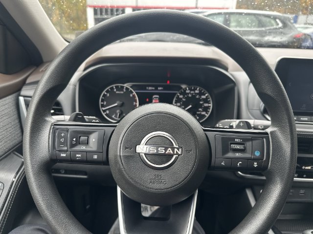 Used 2023 Nissan Rogue SV AWD/4WD image 20