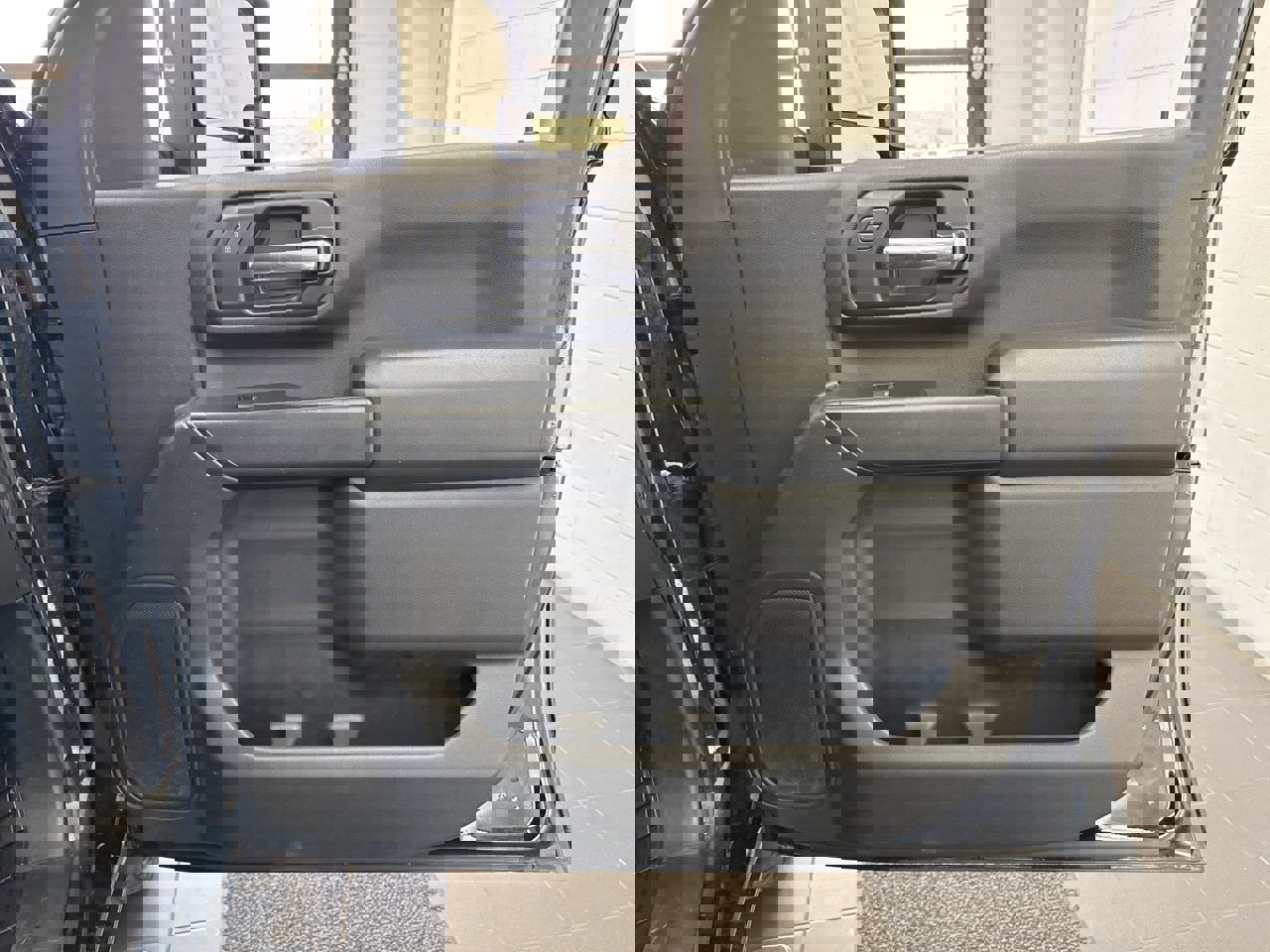 Used 2022 GMC Sierra 2500 Pro w/ Convenience Package image 46