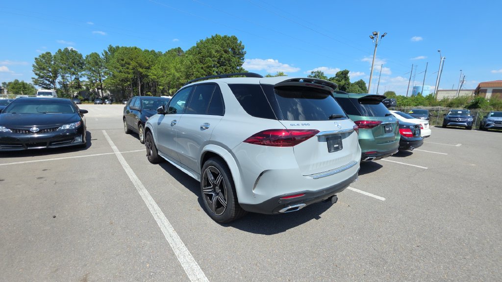 Certified 2025 Mercedes-Benz GLE 350 4MATIC image 4