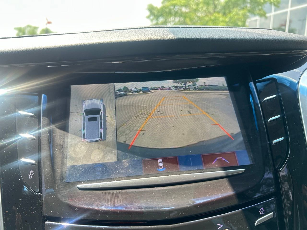 Used 2020 Cadillac Escalade Luxury AWD/4WD image 20