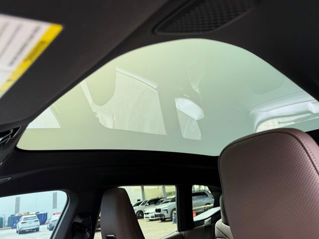 Certified 2023 BMW iX xDrive50 w/ Premium Package image 20