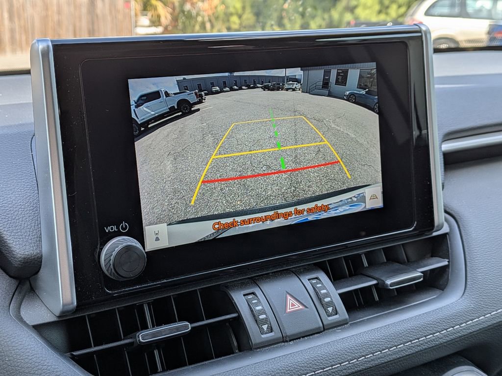 Used 2023 Toyota RAV4 XLE Premium image 23