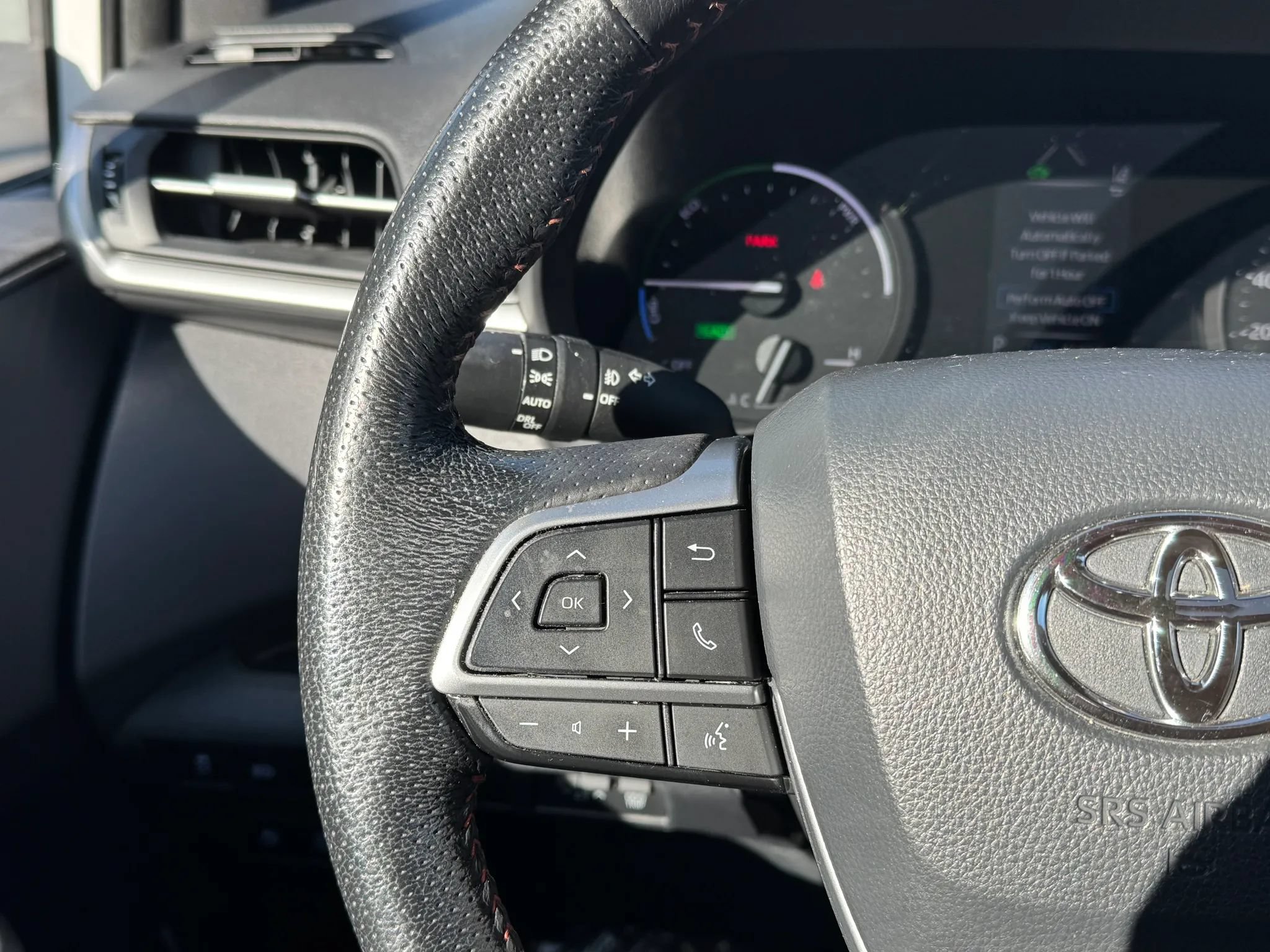 Used 2021 Toyota Sienna XSE AWD/4WD image 38