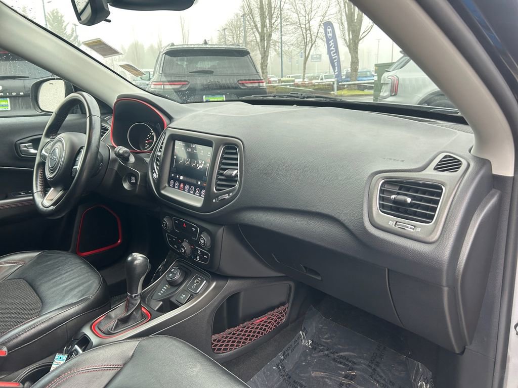 Used 2020 Jeep Compass Trailhawk image 26