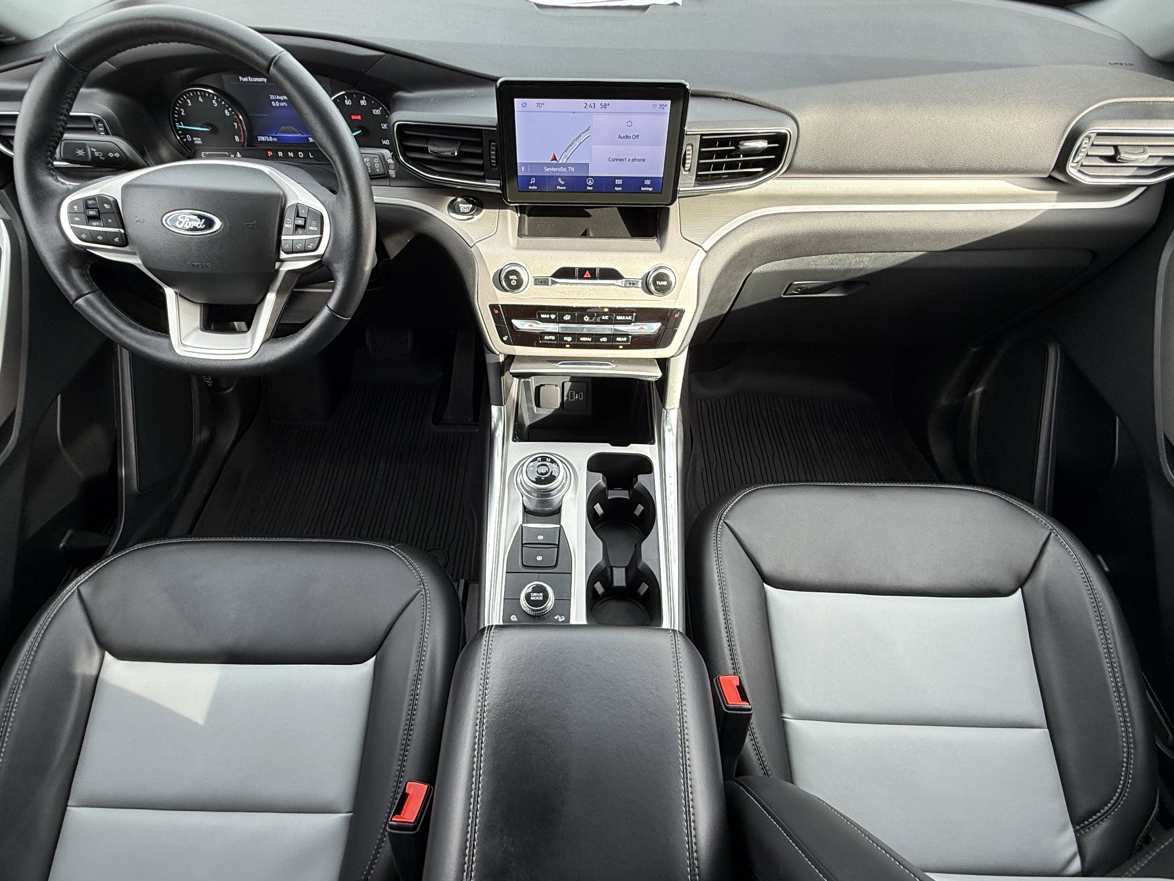 Used 2023 Ford Explorer XLT w/ Equipment Group 202A image 19