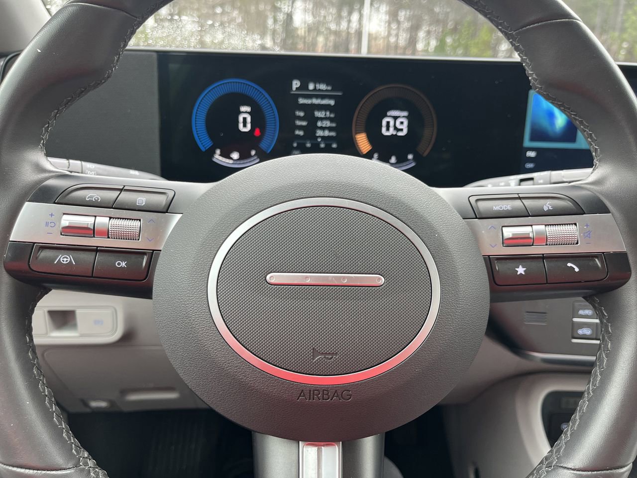 Used 2025 Hyundai Kona SEL image 11