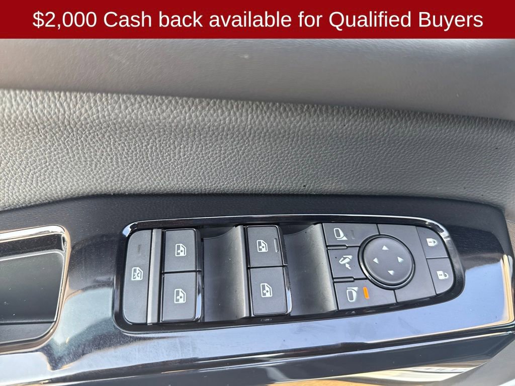 New 2026 Nissan Pathfinder Platinum image 12