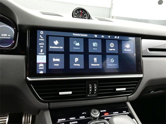 Used 2020 Porsche Cayenne S image 10