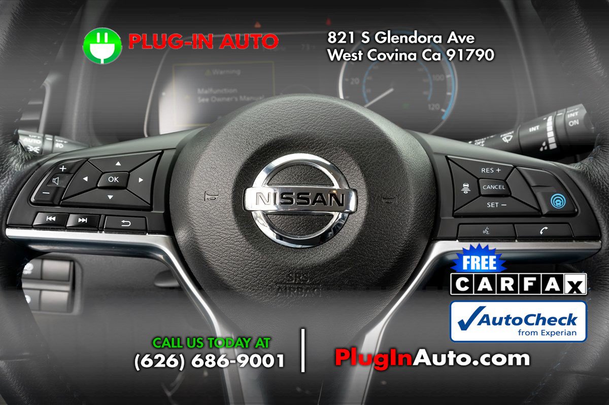 Used 2018 Nissan Leaf SL w/ SL Technology Package FWD image 17
