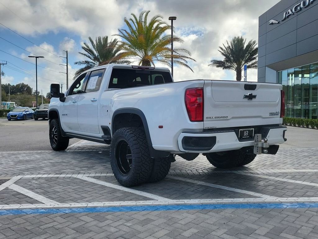 Used 2022 Chevrolet Silverado 3500 High Country AWD/4WD image 3