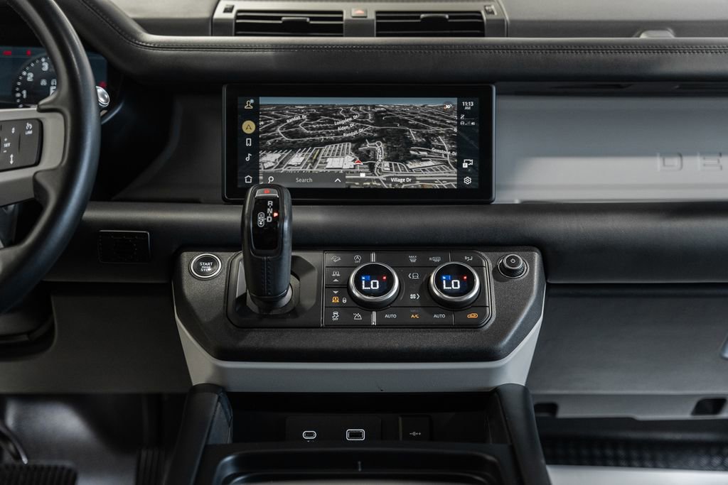 Used 2020 Land Rover Defender 110 HSE image 22