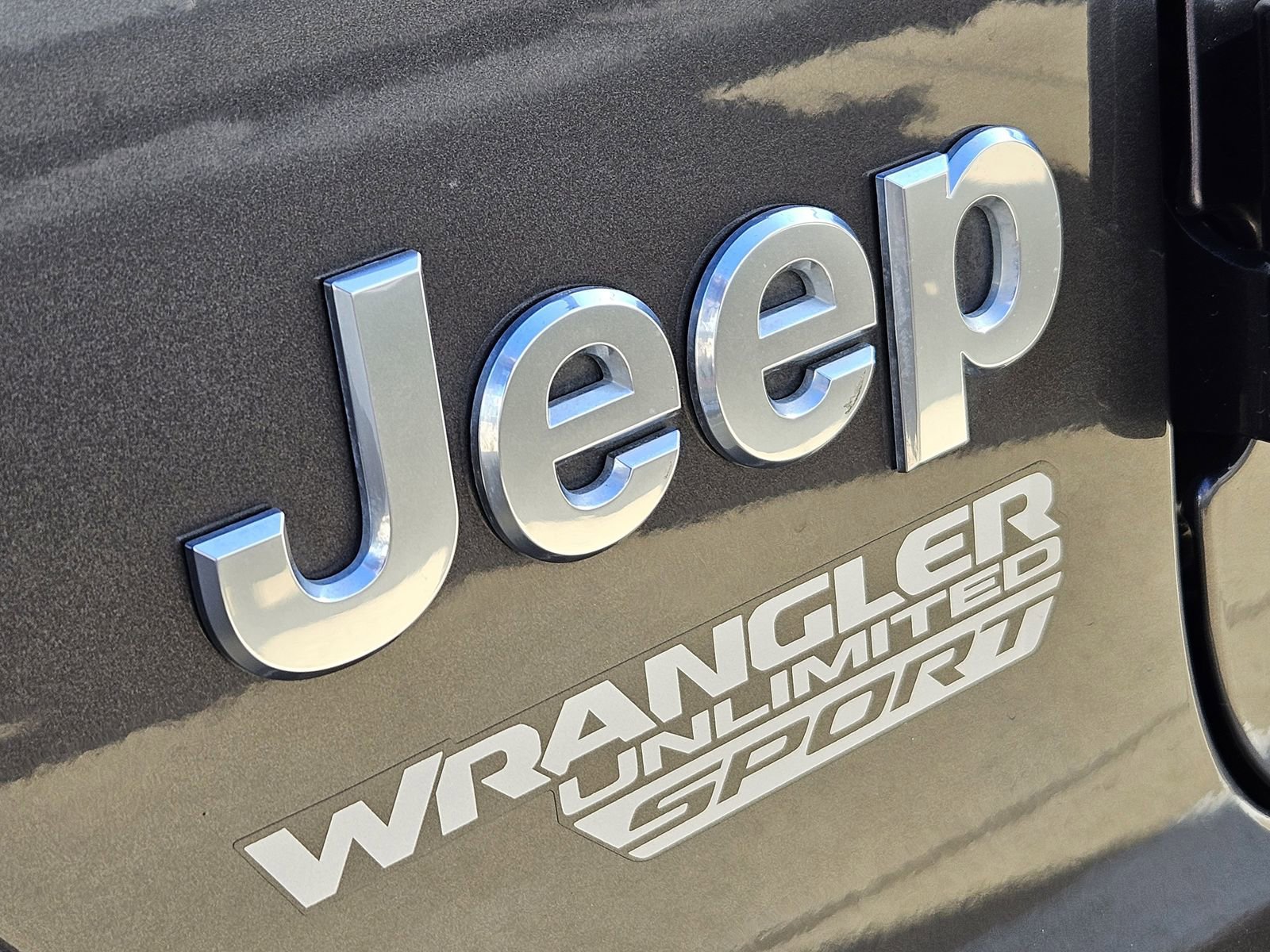 Used 2018 Jeep Wrangler Unlimited Sport S image 15