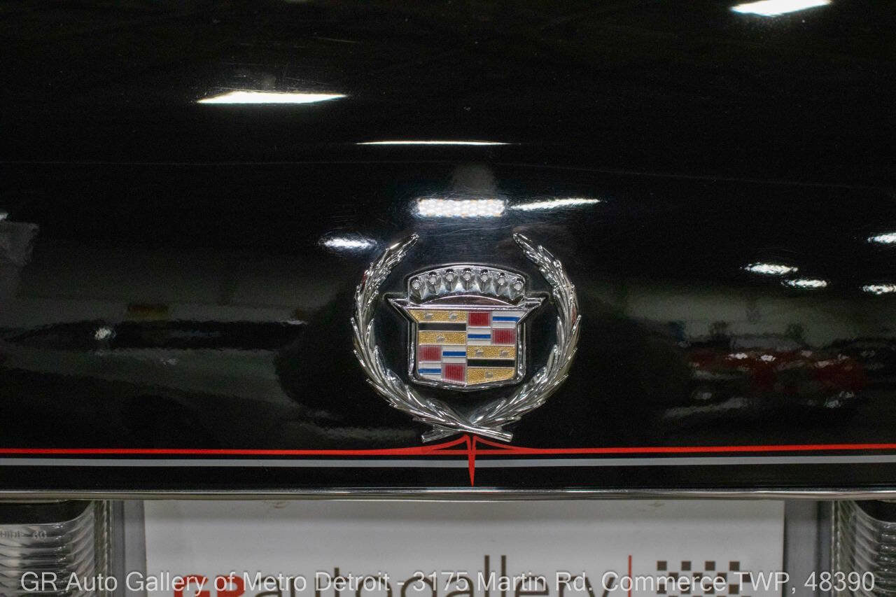 Used 1990 Cadillac Fleetwood Coupe FWD image 39