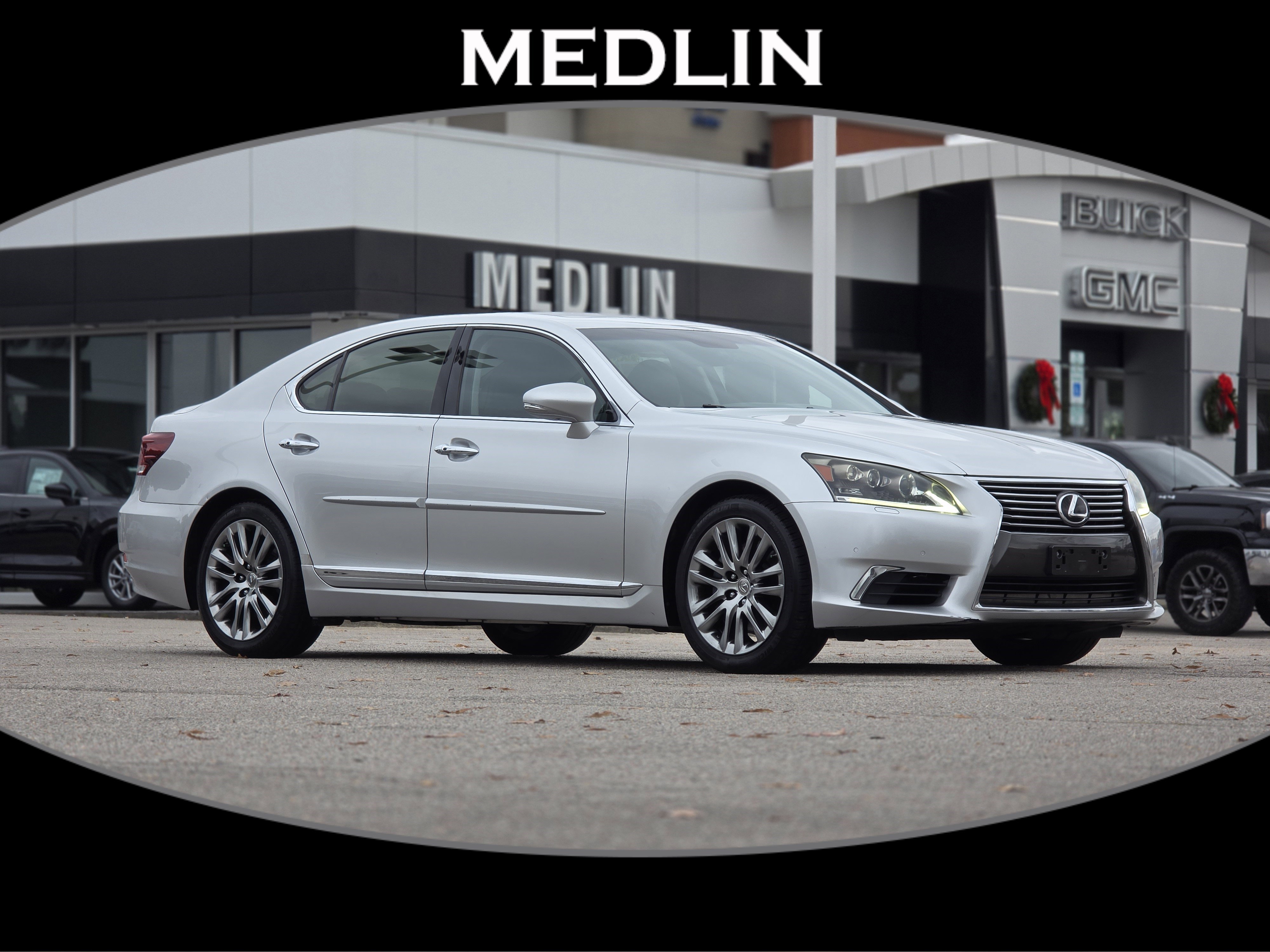 Used 2013 Lexus LS 460 AWD image 1