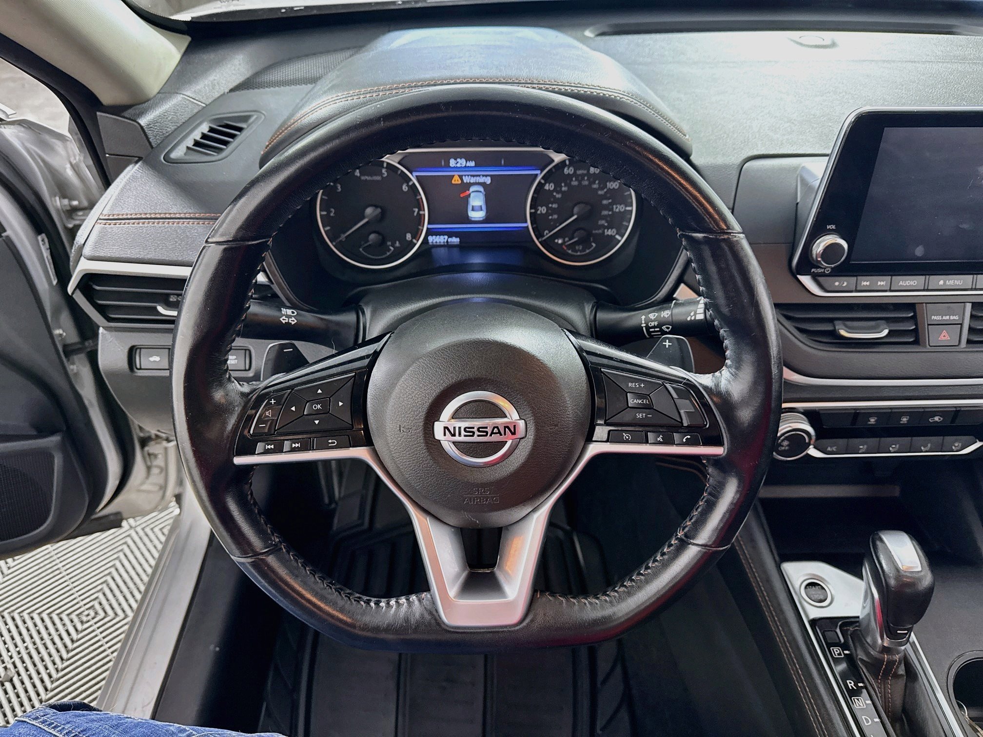 Used 2020 Nissan Altima 2.5 SR FWD image 12