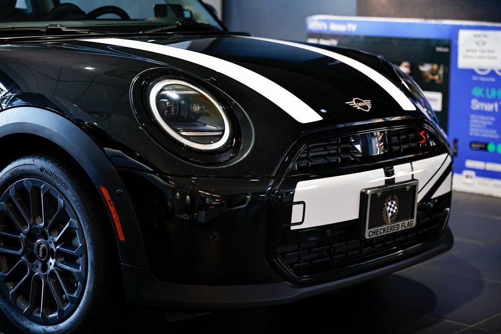 New 2026 MINI Cooper S FWD image 2