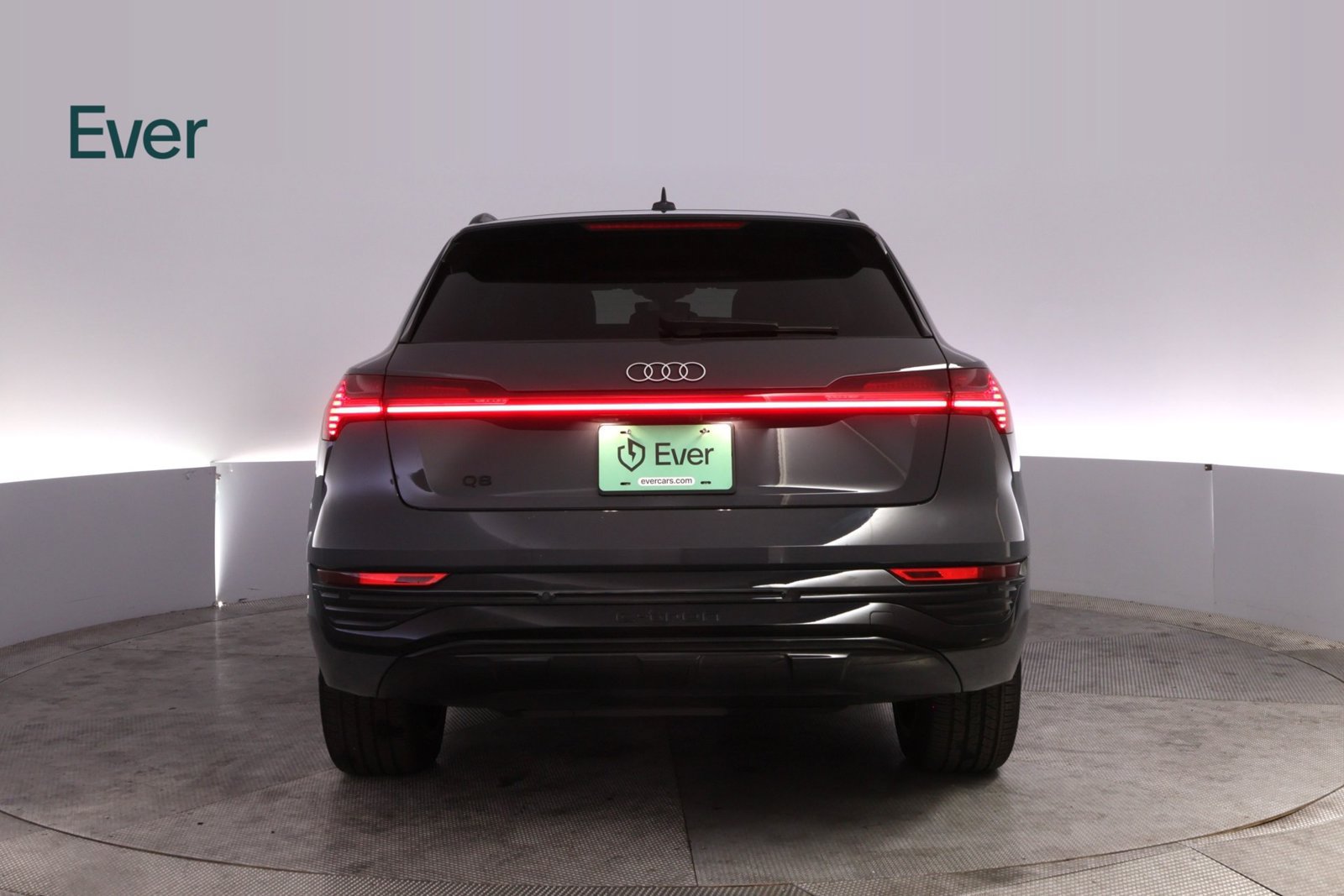 Used 2024 Audi Q8 e-tron Premium Plus w/ Prestige Package AWD/4WD image 15