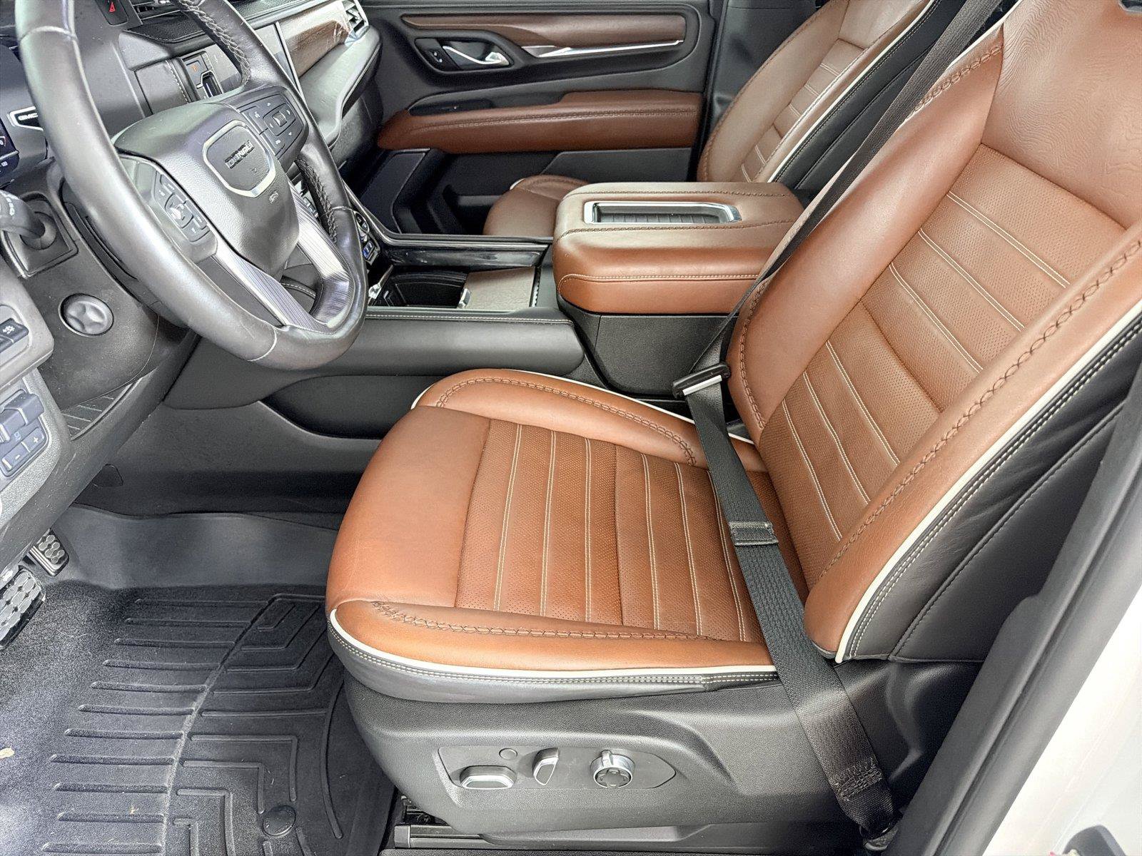 Certified 2023 GMC Yukon XL Denali Ultimate AWD/4WD image 7