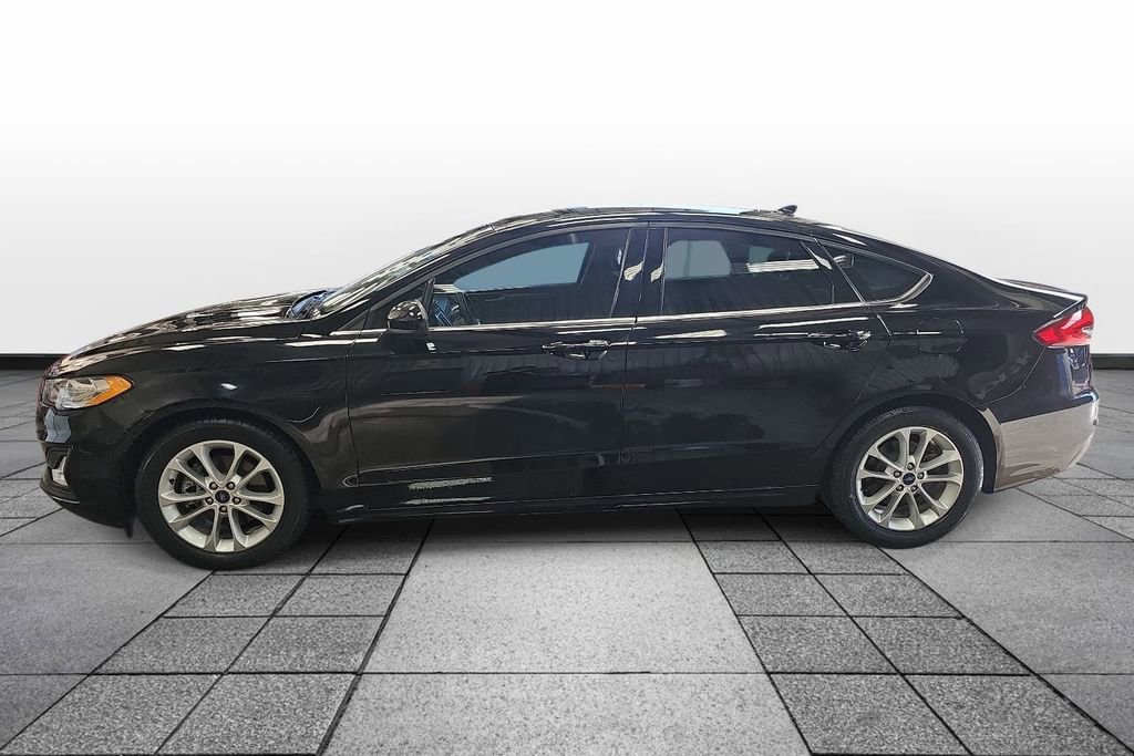 Used 2020 Ford Fusion SE FWD image 8