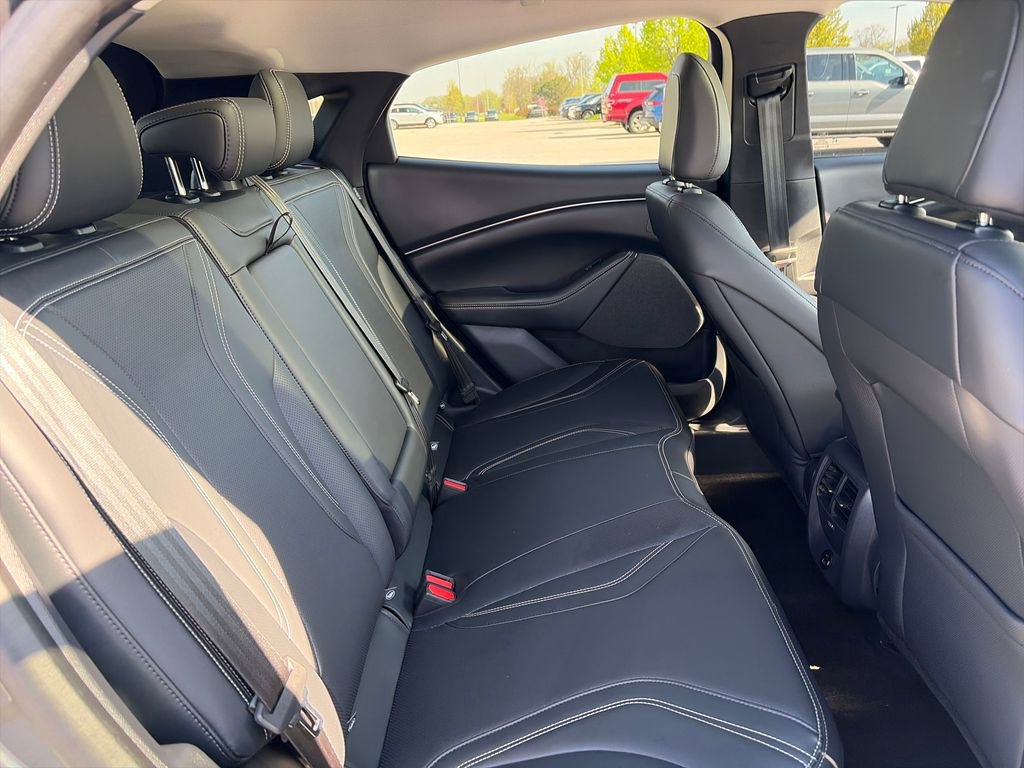 Used 2023 Ford Mustang Mach-E Premium AWD/4WD image 33