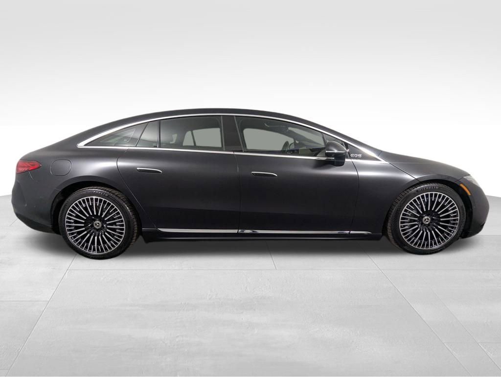Used 2022 Mercedes-Benz EQS 580 4MATIC Sedan image 23