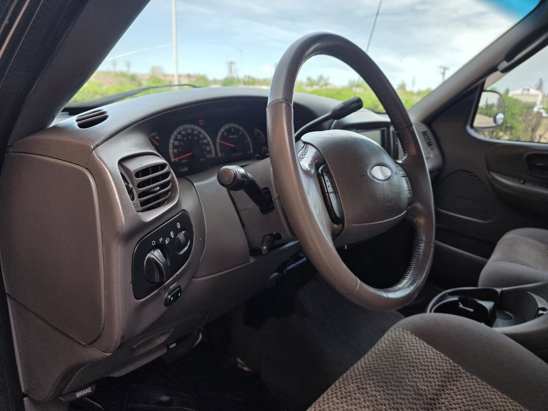 Used 2003 Ford F150 XLT AWD/4WD image 12