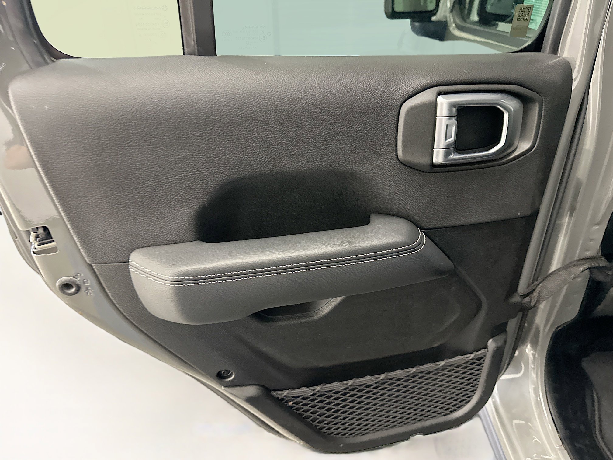 Used 2023 Jeep Wrangler Sahara w/ Cold Weather Group image 27