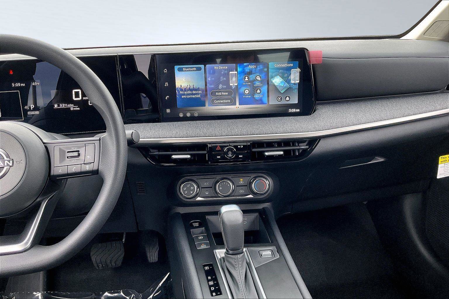 New 2026 Nissan Kicks S FWD image 8