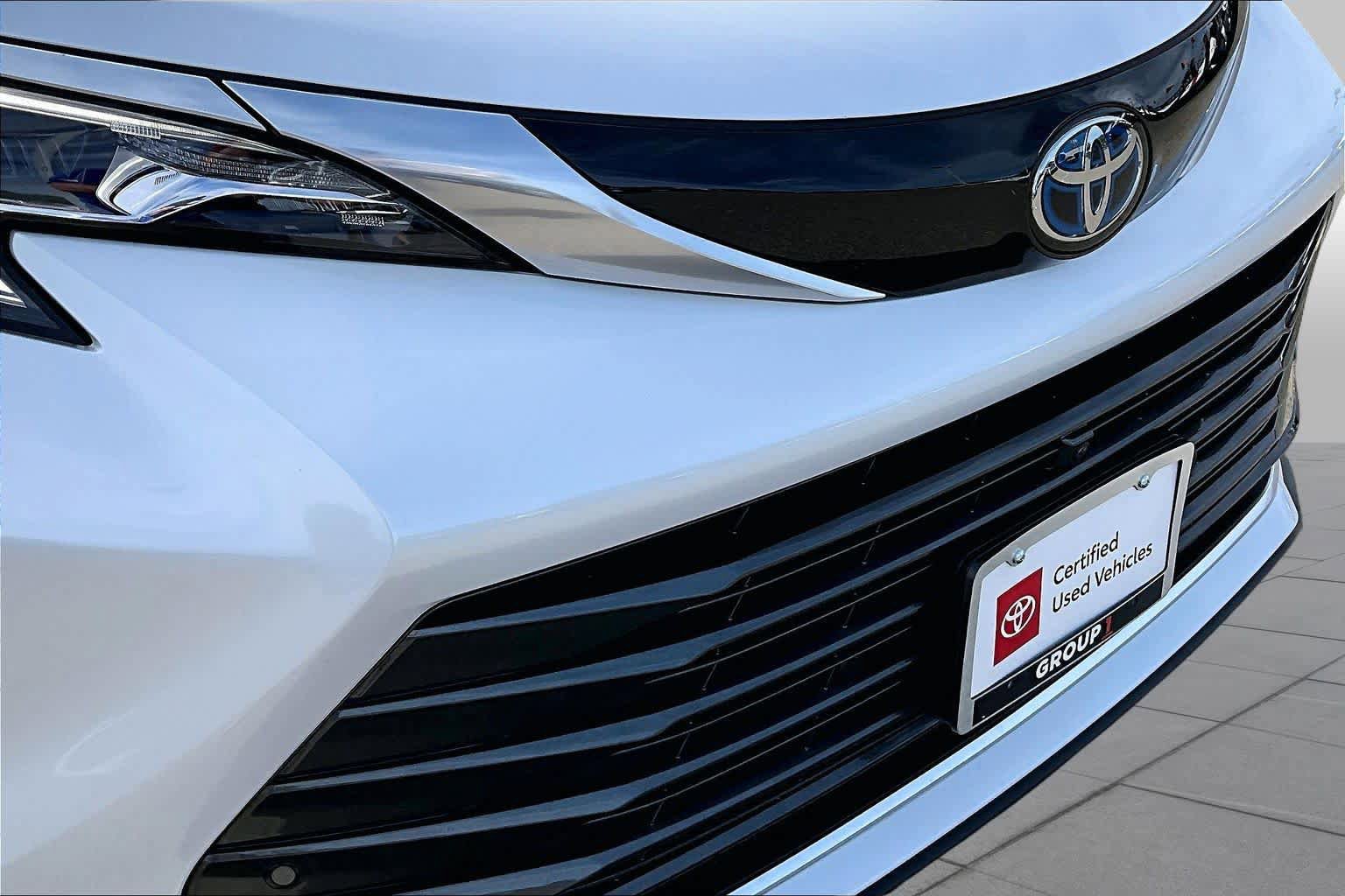 Certified 2024 Toyota Sienna Platinum AWD/4WD image 29