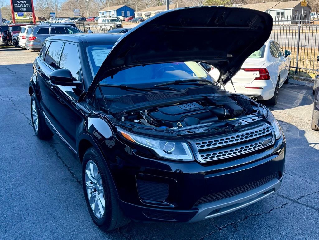 Used 2018 Land Rover Range Rover Evoque SE Premium image 4