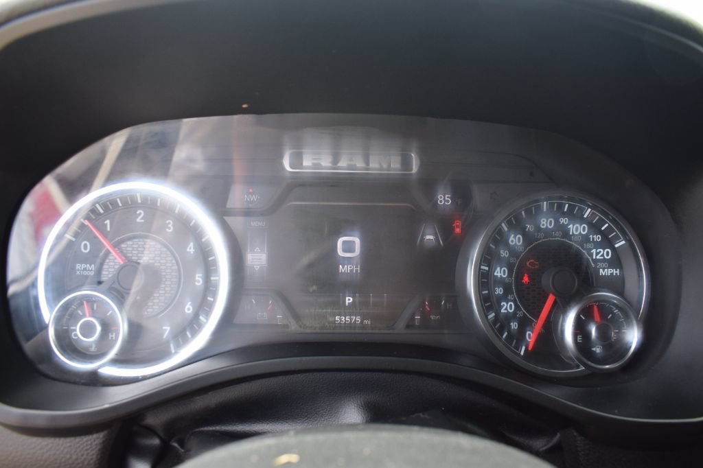 Used 2025 RAM 1500 Laramie AWD/4WD image 19