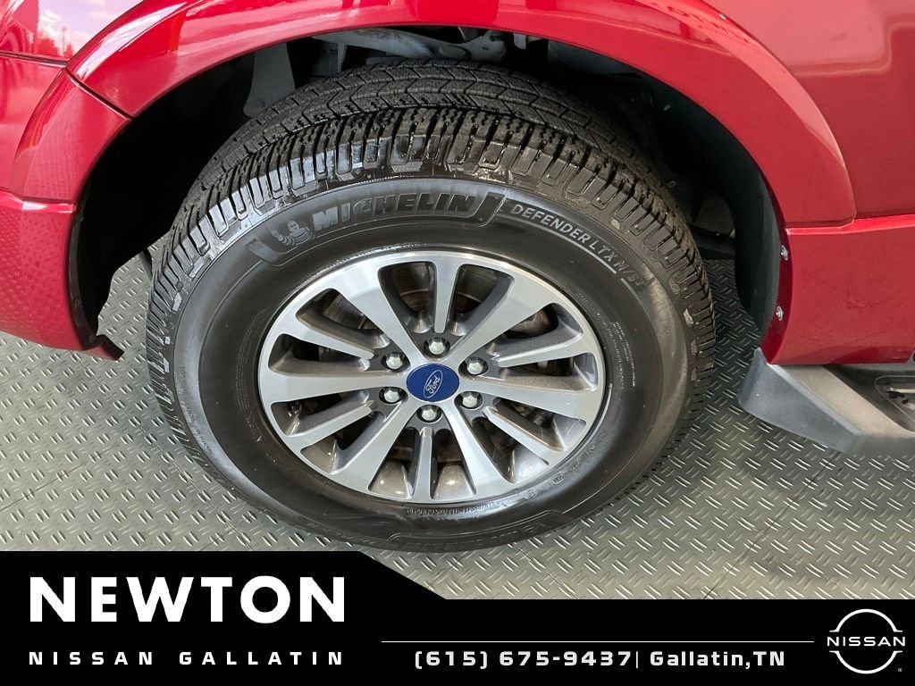 Used 2017 Ford Expedition XLT RWD image 38