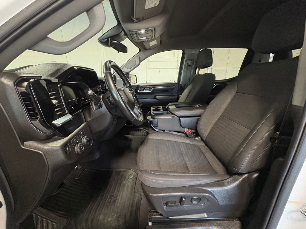 Used 2025 Chevrolet Silverado 1500 LT w/ Work Truck Package image 30