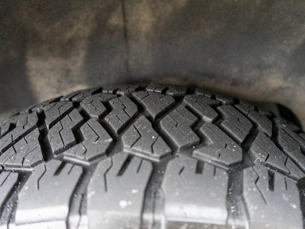 Used 2021 GMC Yukon Denali image 37