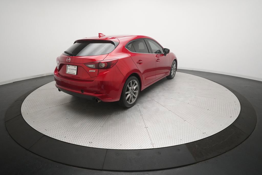 Used 2018 MAZDA MAZDA3 Grand Touring w/ Premium Equipment Package image 33
