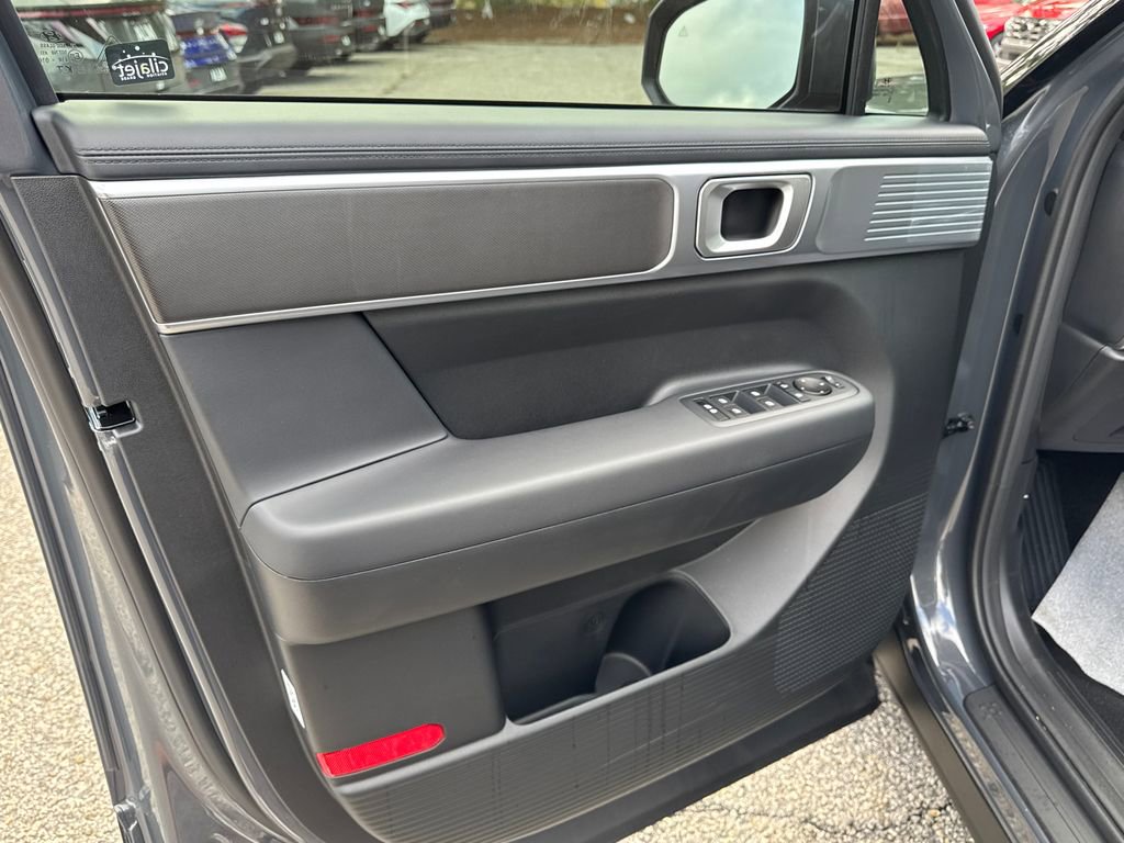 New 2026 Hyundai Santa Fe SE image 10