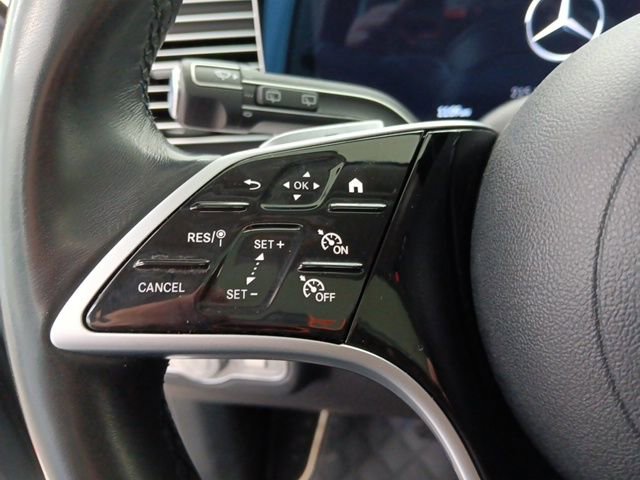 Used 2024 Mercedes-Benz GLE 350 4MATIC w/ AMG Line Exterior image 17