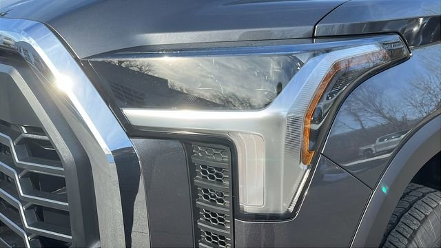 New 2025 Toyota Tundra SR5 image 4