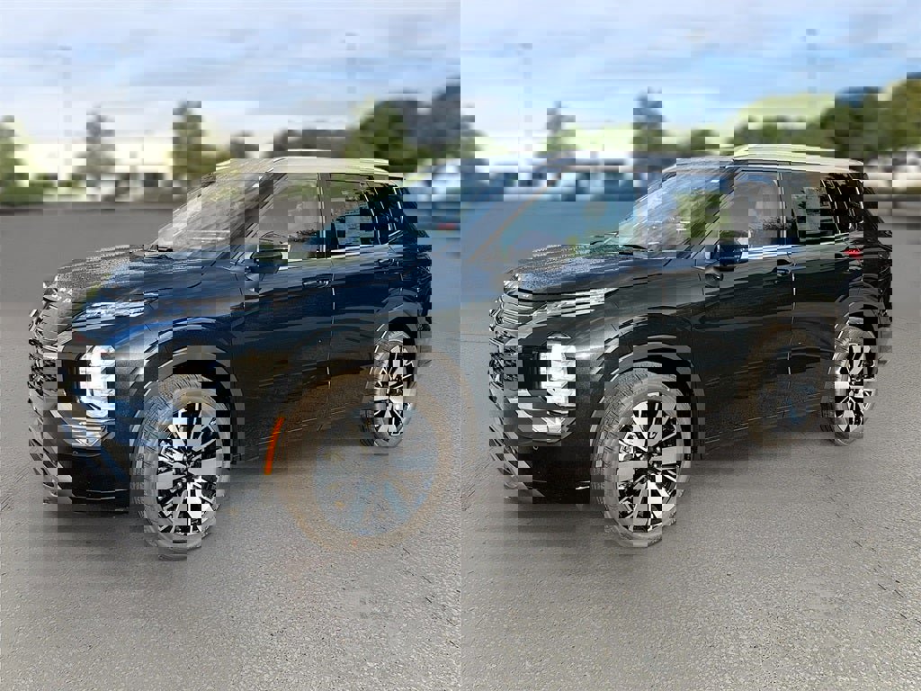New 2025 Mitsubishi Outlander AWD image 3