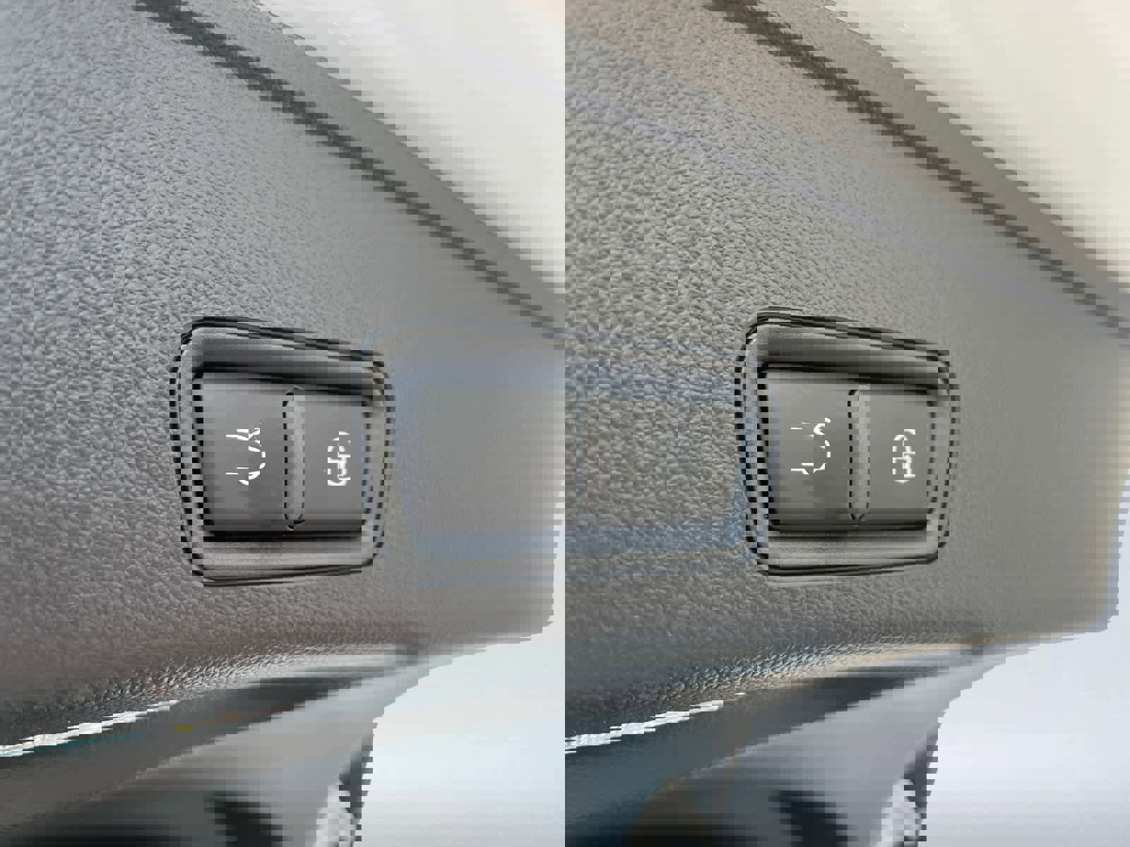 Used 2025 Maserati Grecale Modena image 8